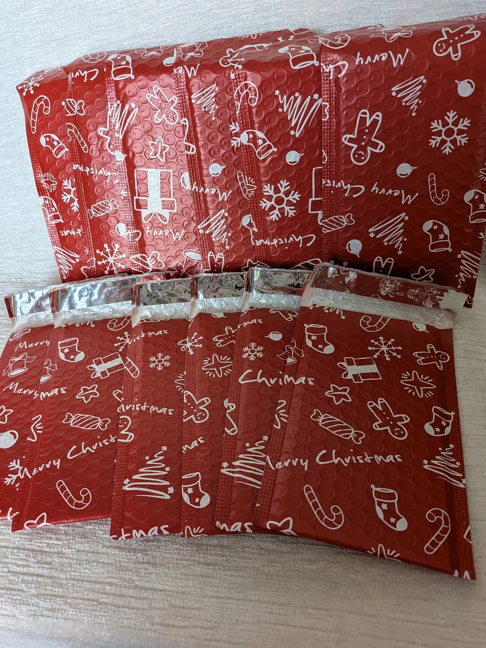 Red White Christmas Bubble Mailer Envelopes 5